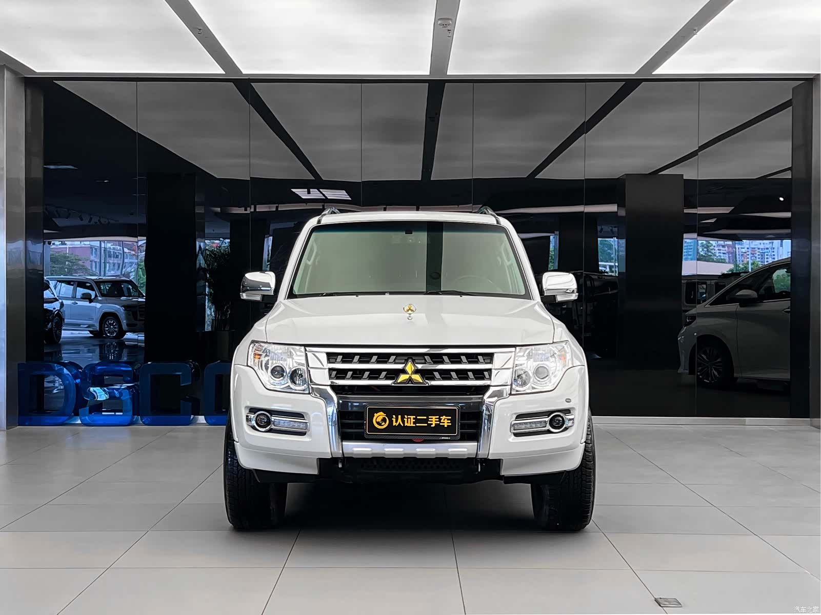 Mitsubishi Pajero, 2025 2