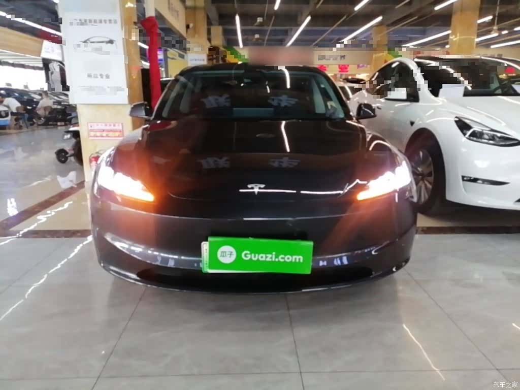 Tesla Model 3, 2024 3