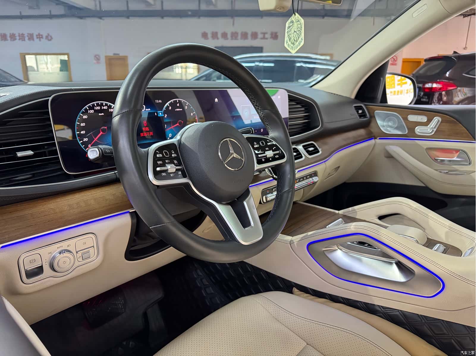 Mercedes-Benz GLE, 2019 15