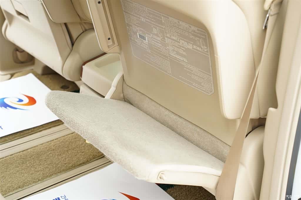 Toyota Alphard, 2011 28