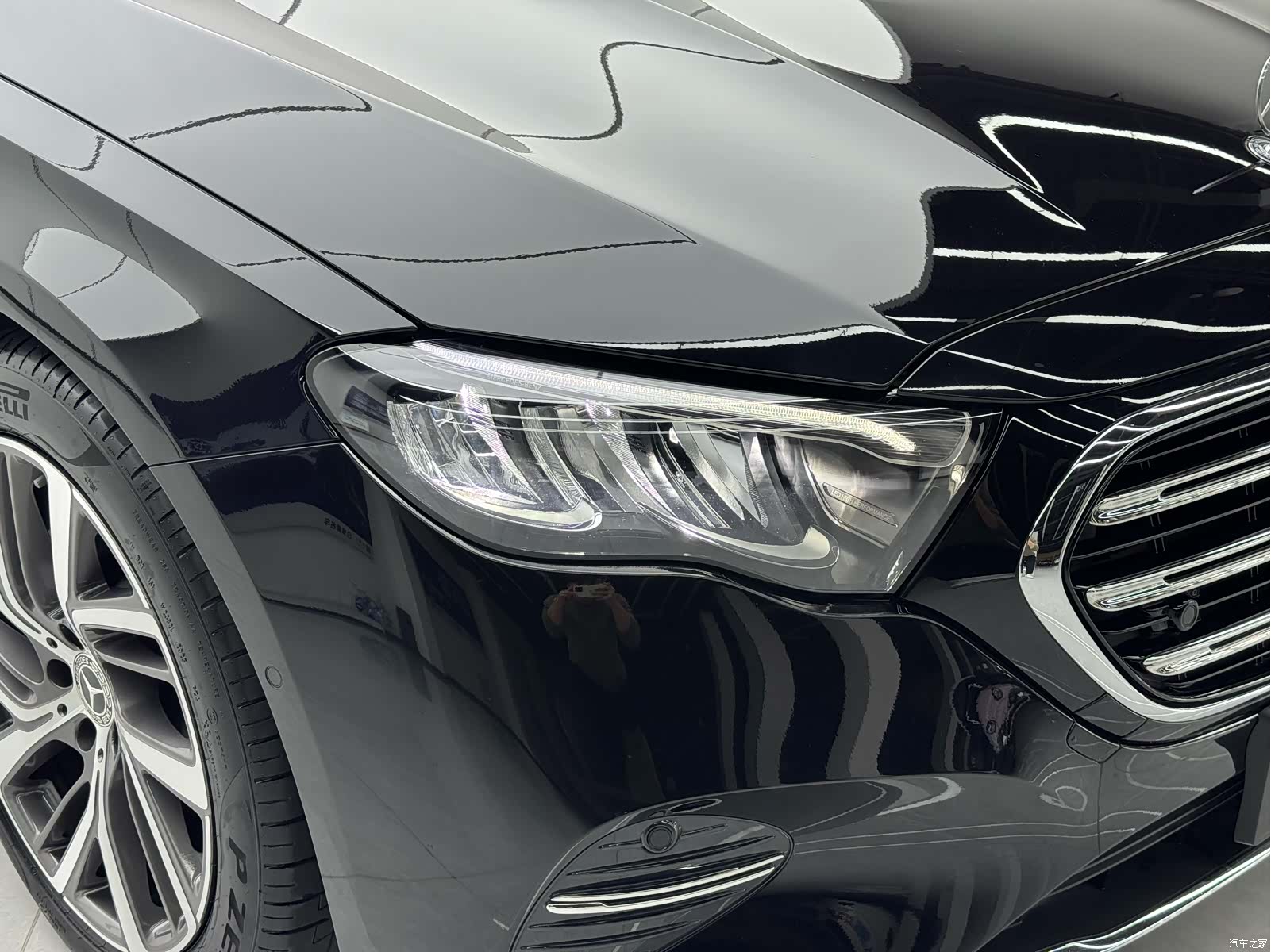 Mercedes-Benz E-Class, 2024 4