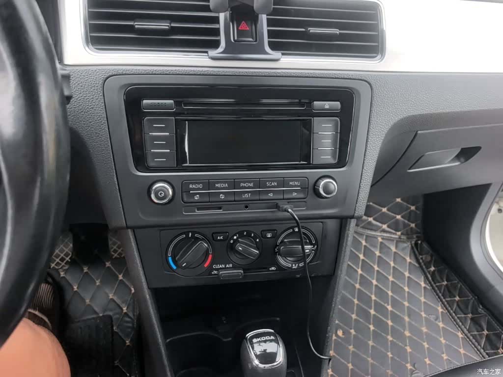 Skoda Rapid, 2018 13
