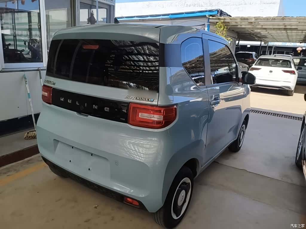 Wuling MINIEV, 2024 7
