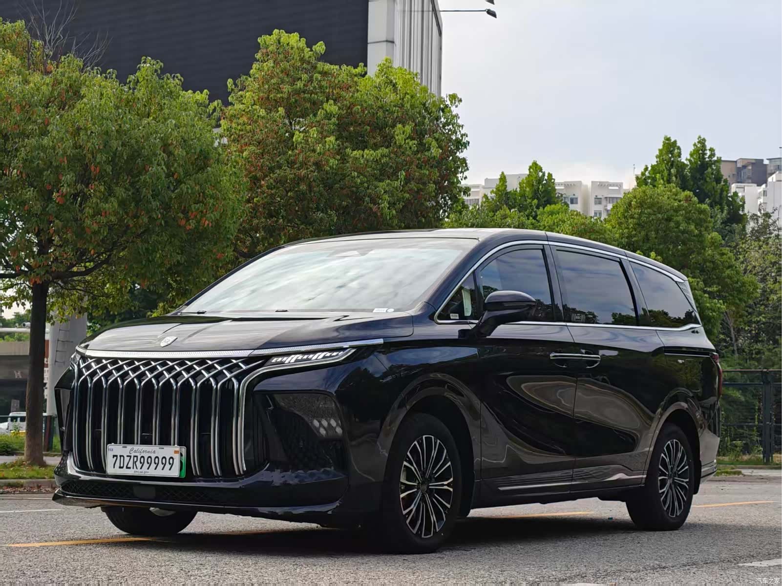 DongFeng V9, 2025 1