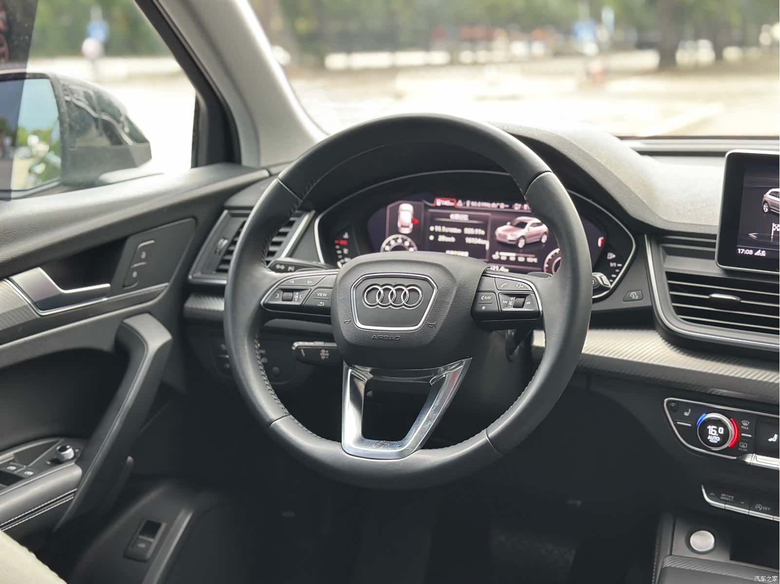 Audi Q5L, 2021 37