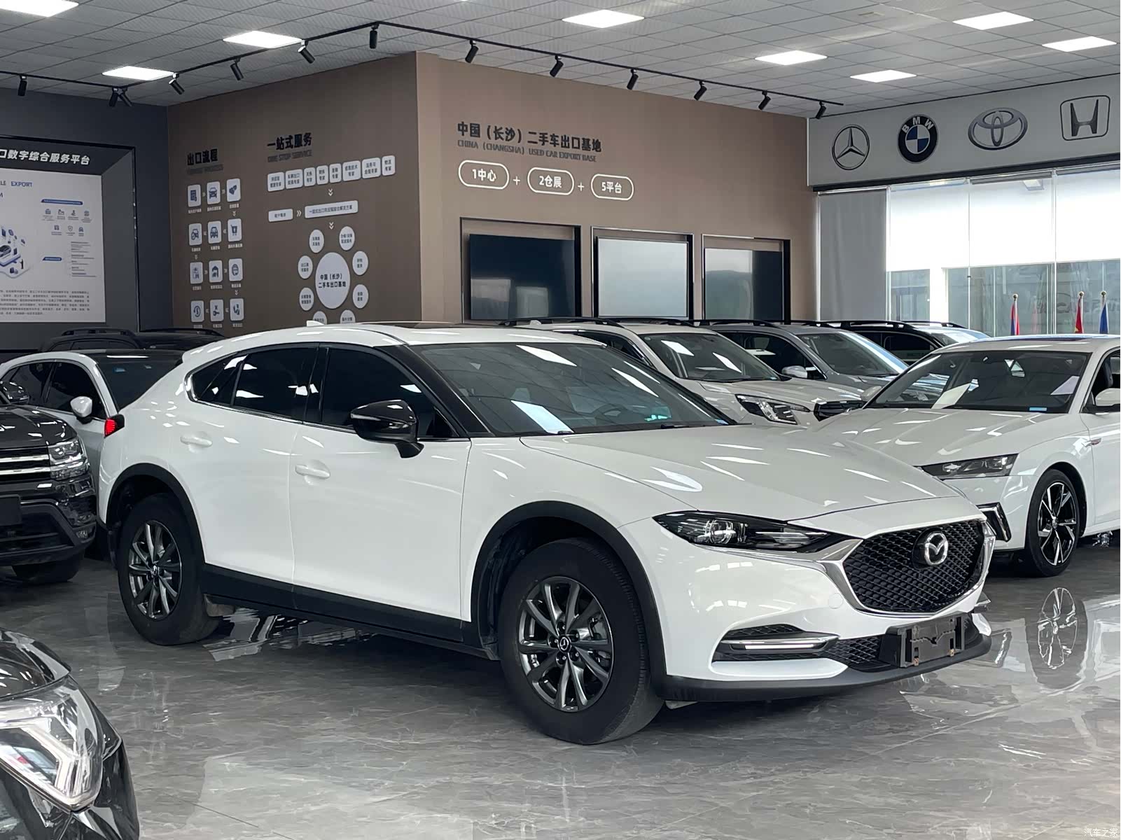 Mazda CX-4, 2022 3