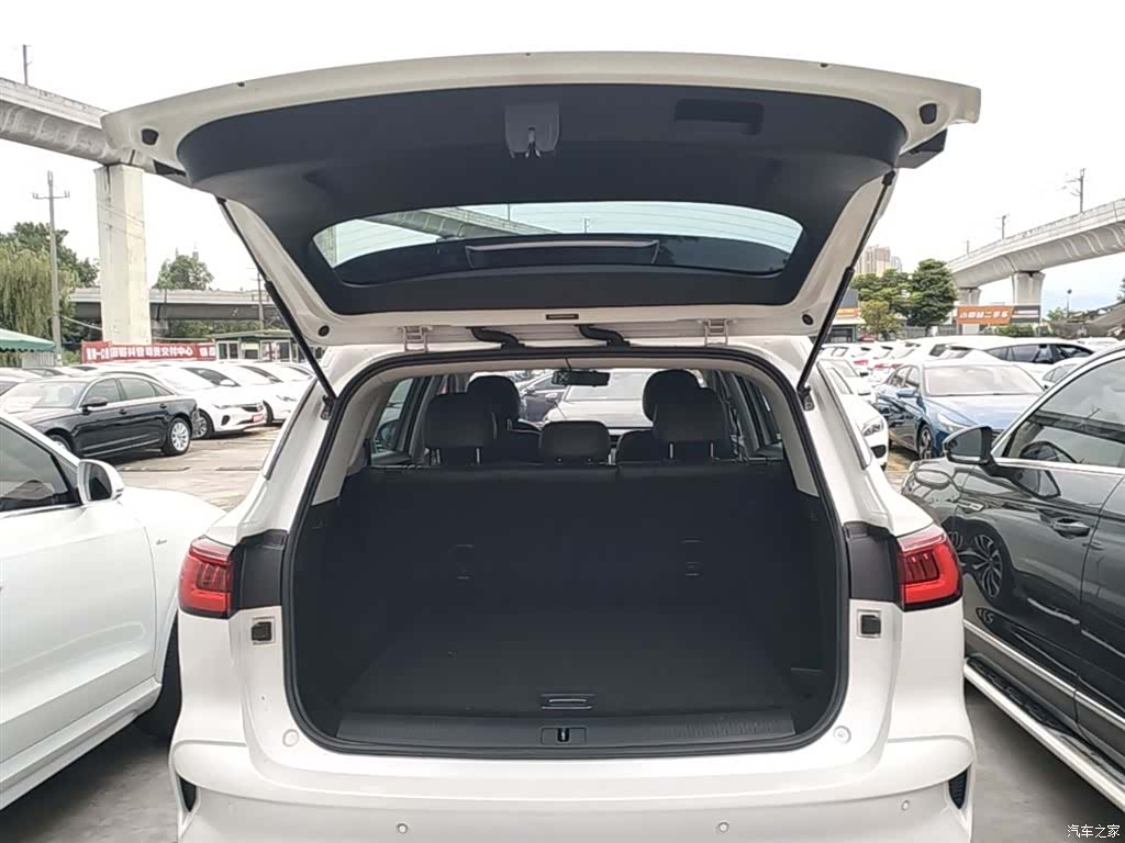 Roewe RX5, 2021 18