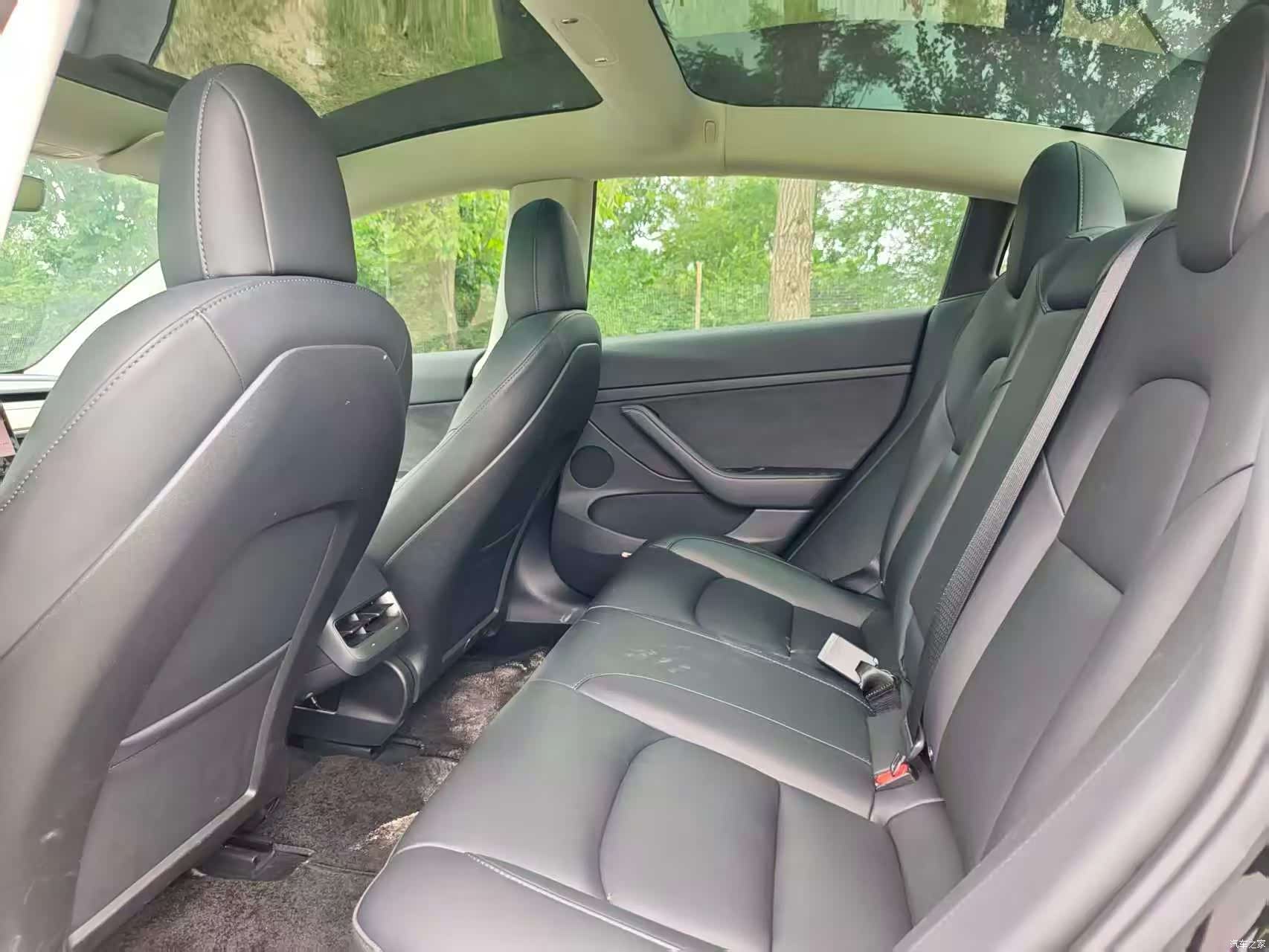 Tesla Model 3, 2022 6