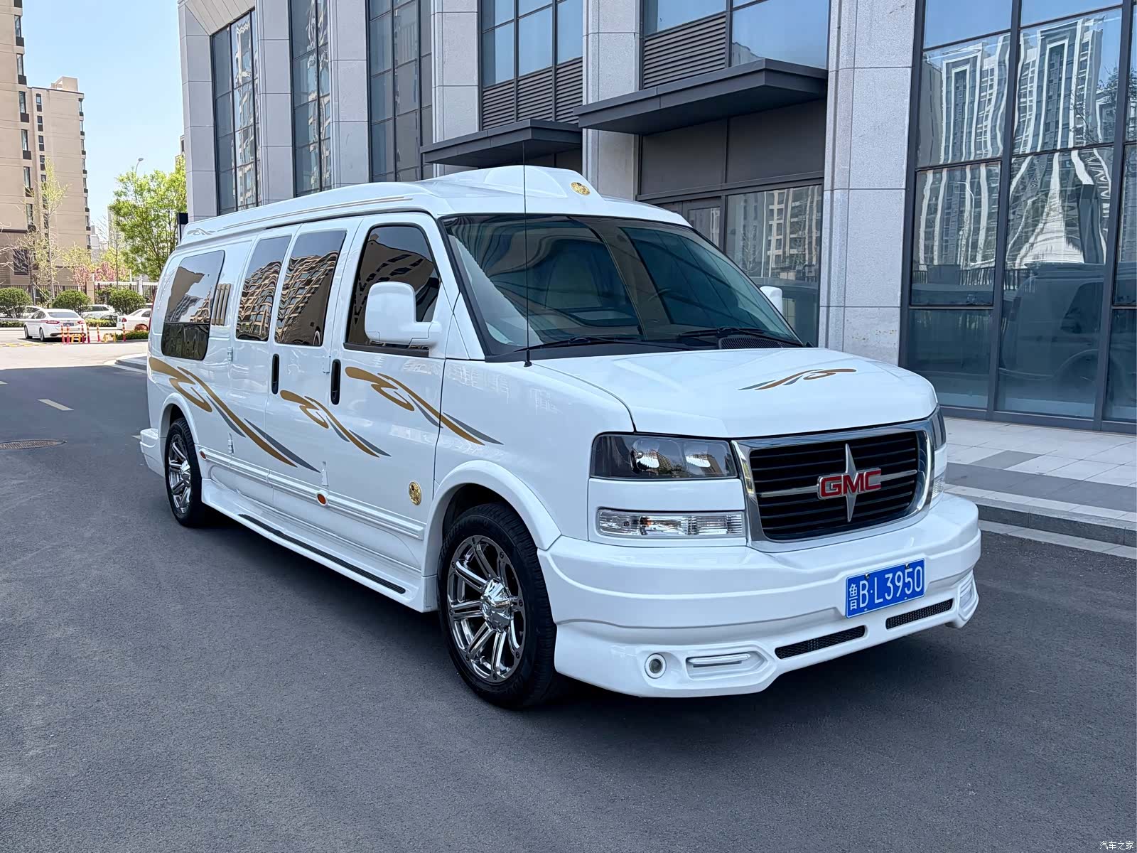 GMC SAVANA, 2012 1