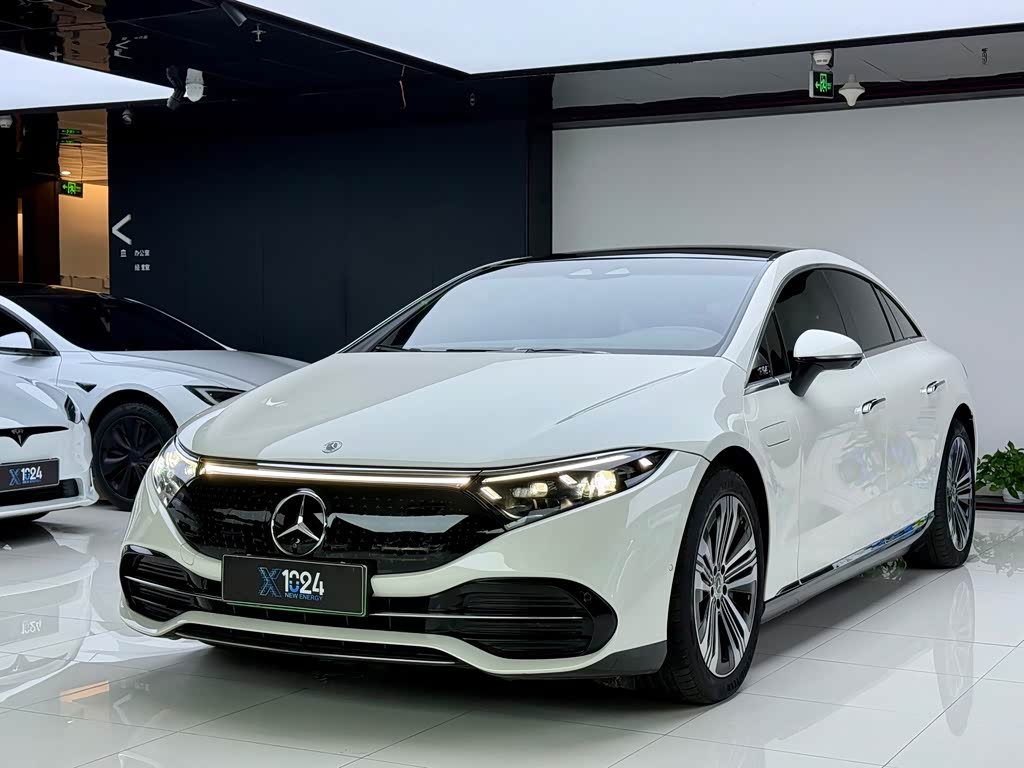 Mercedes-Benz EQS 2022 450+