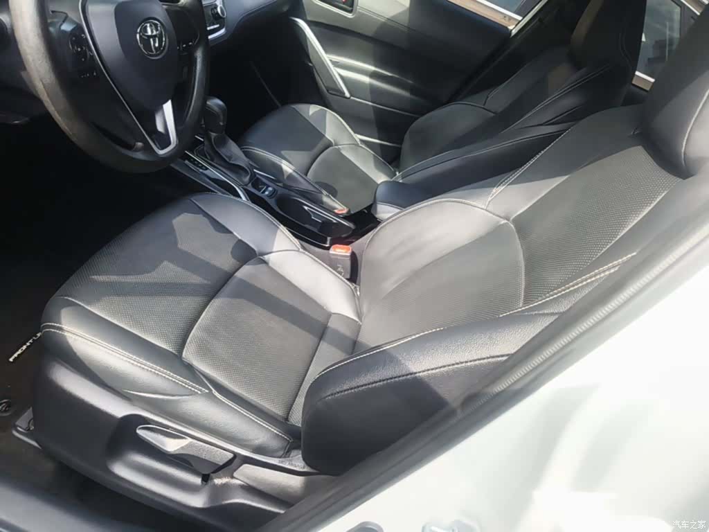 Toyota Frontlander, 2025 15