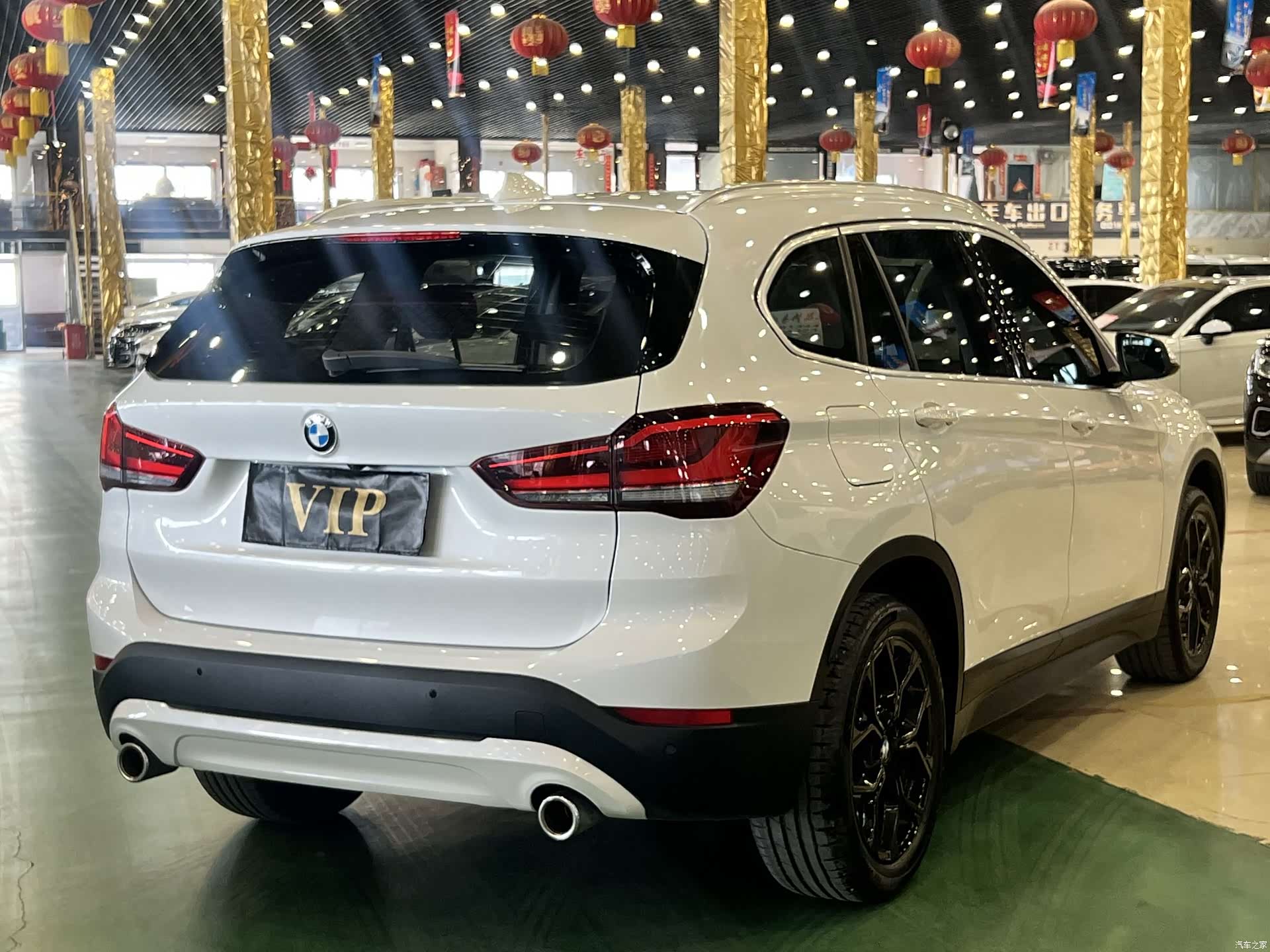 BMW X1, 2021 все фото
