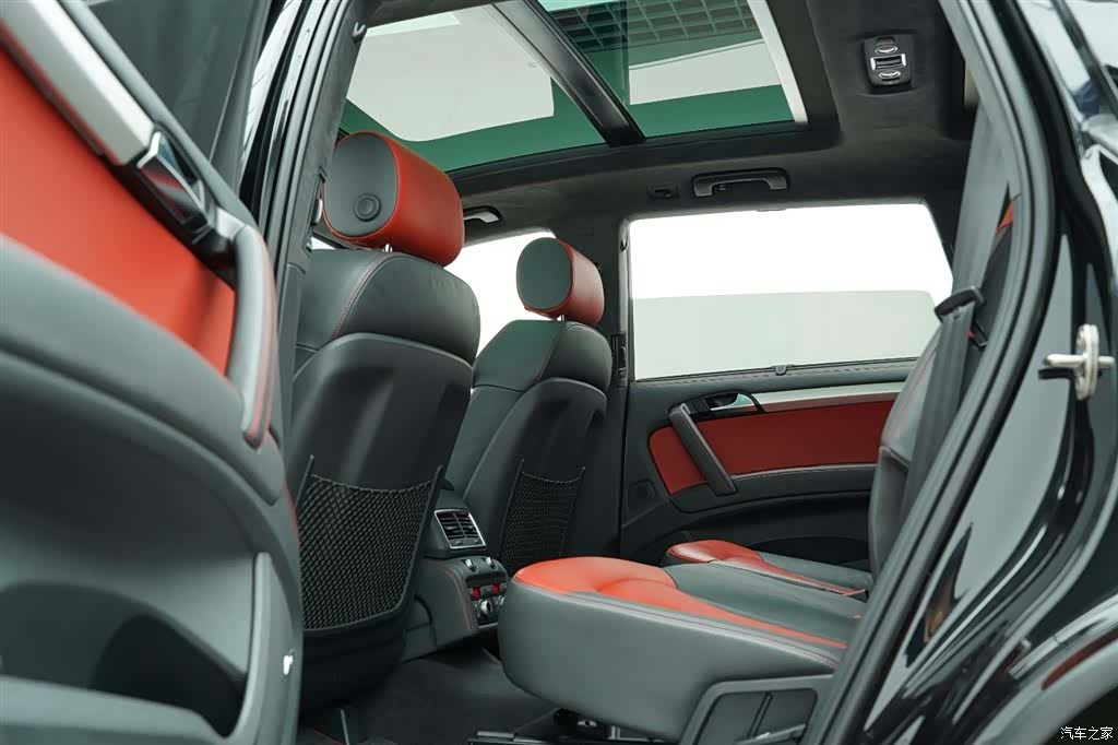 Audi Q7, 2011 16