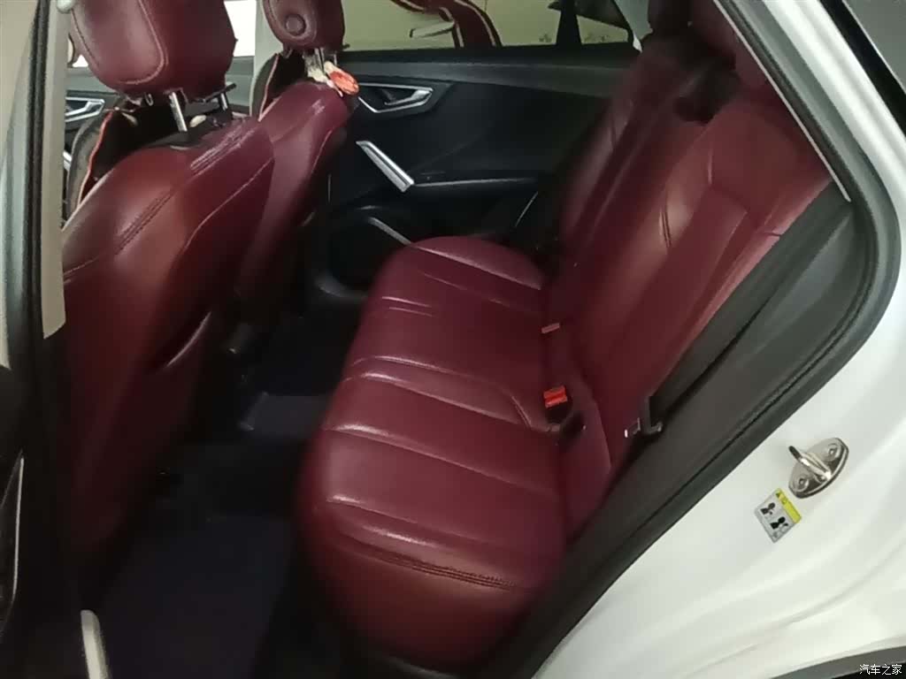 Audi Q2L, 2020 17