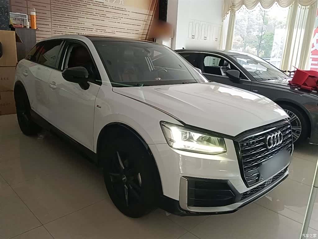 Audi Q2L, 2020 4