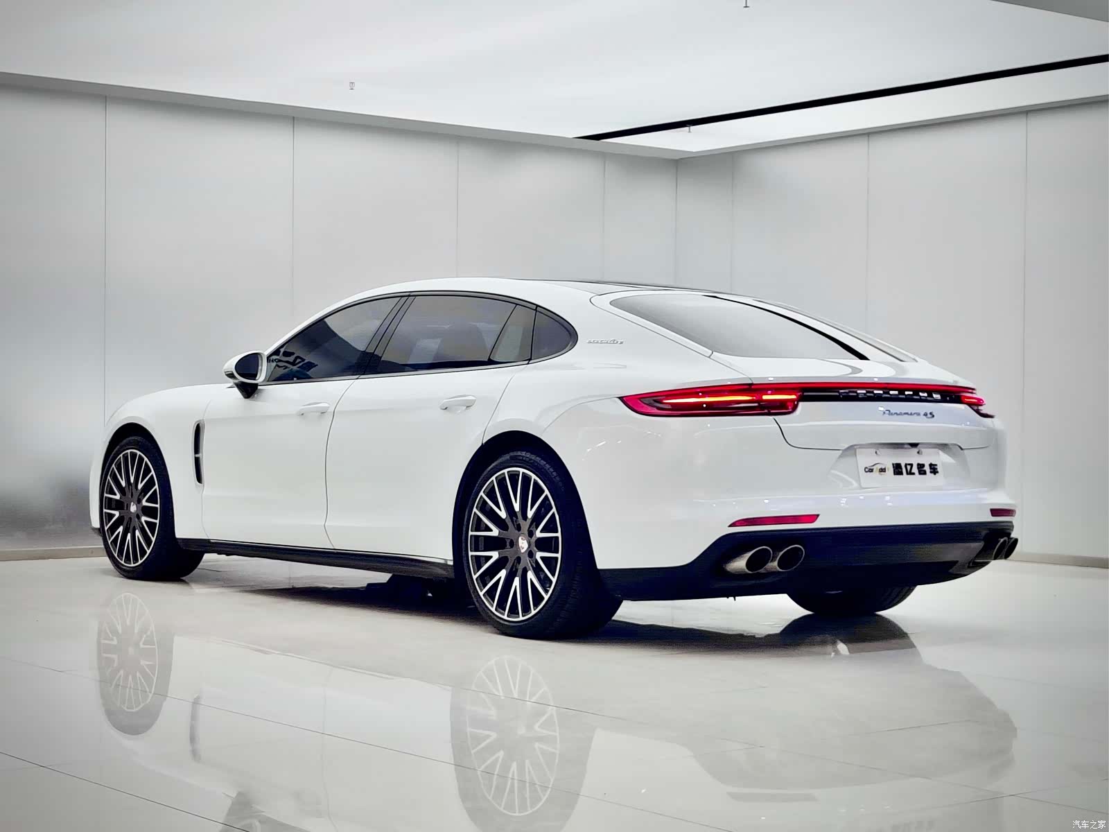 Porsche Panamera, 2018 7