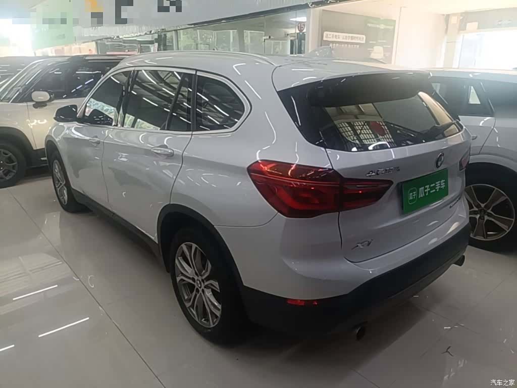 BMW X1, 2019 все фото