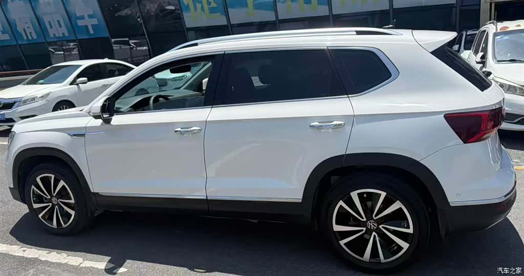 Volkswagen Tharu, 2022 3