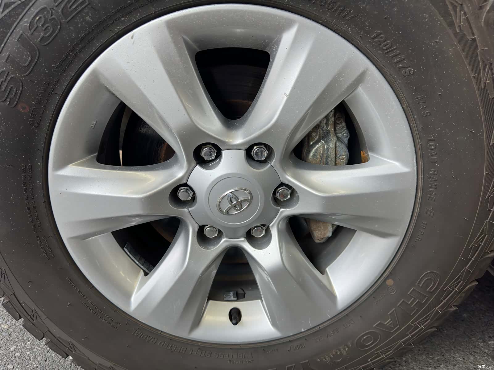 Toyota Prado, 2013 10