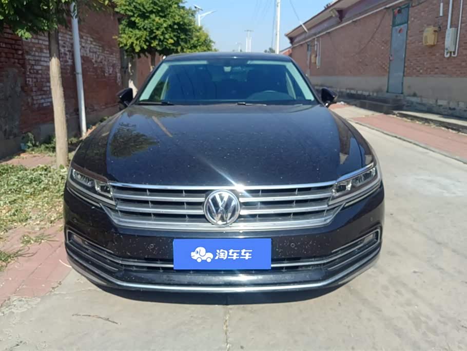 Volkswagen Huiang