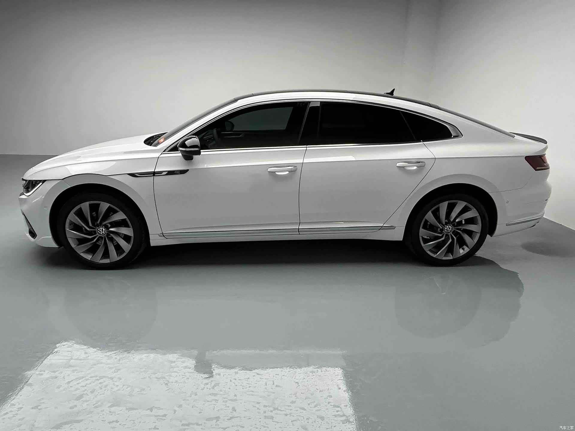 Volkswagen CC, 2022 15