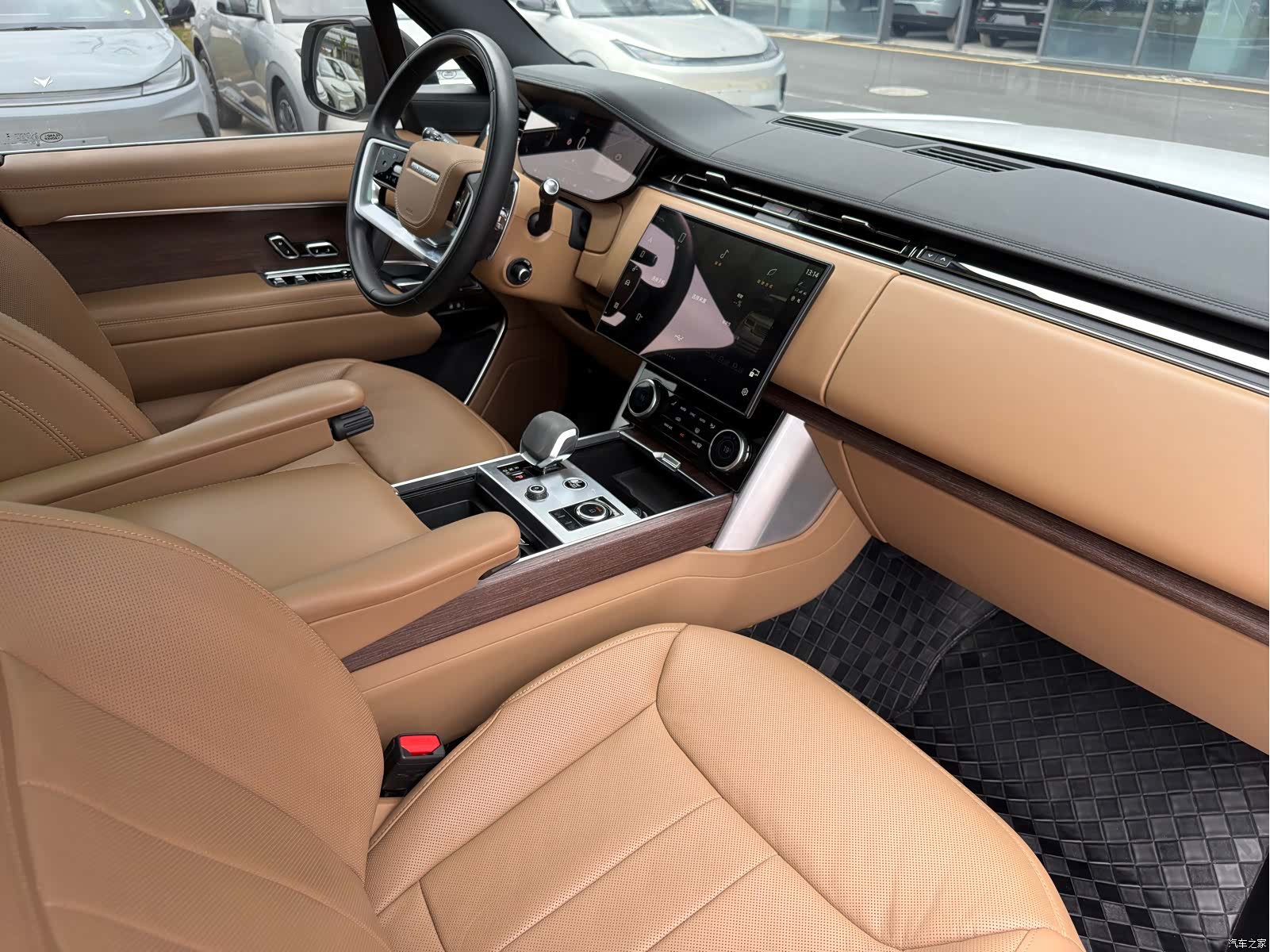 Land Rover Range Rover, 2023 15
