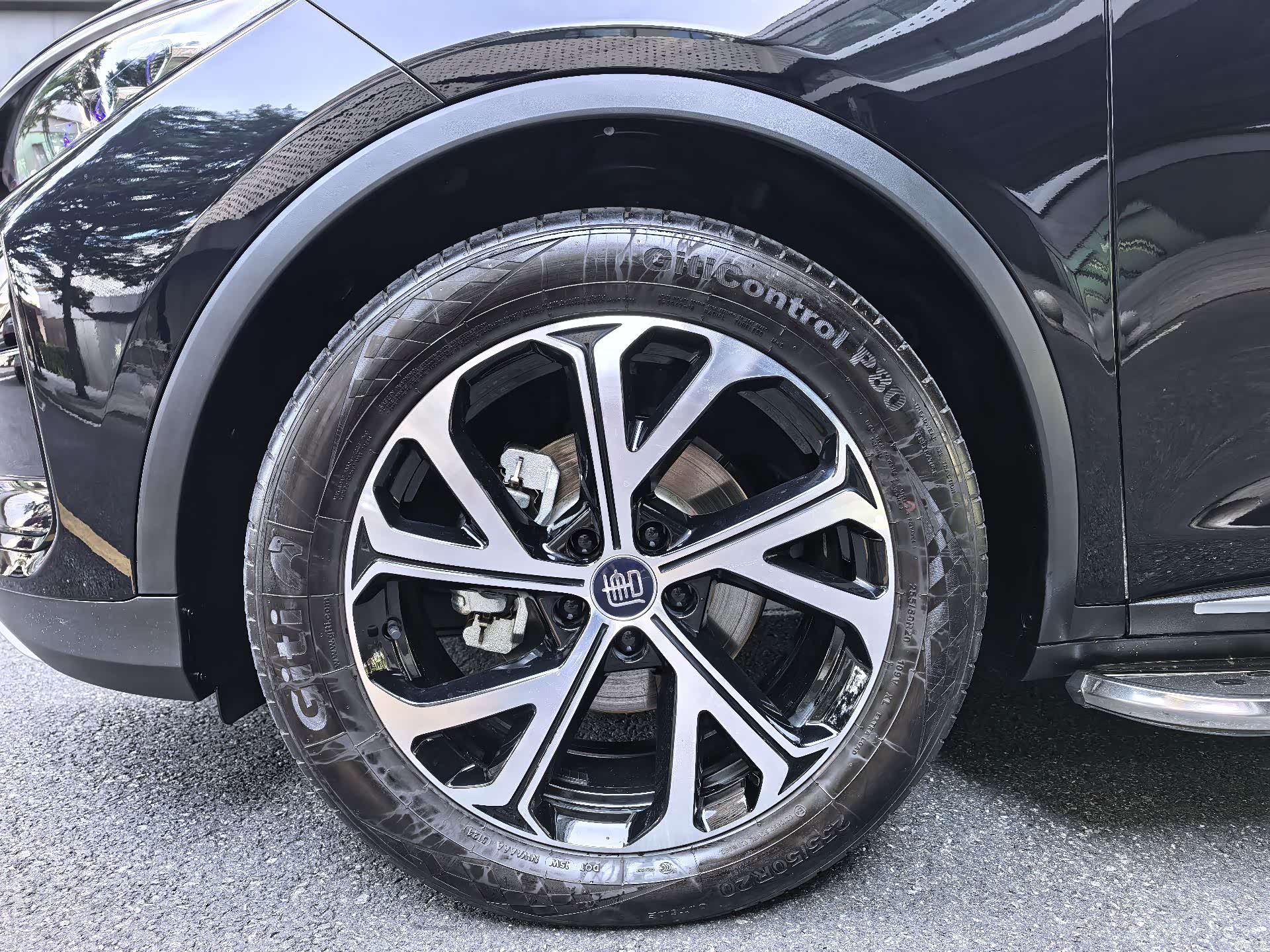 BYD Tang, 2025 17