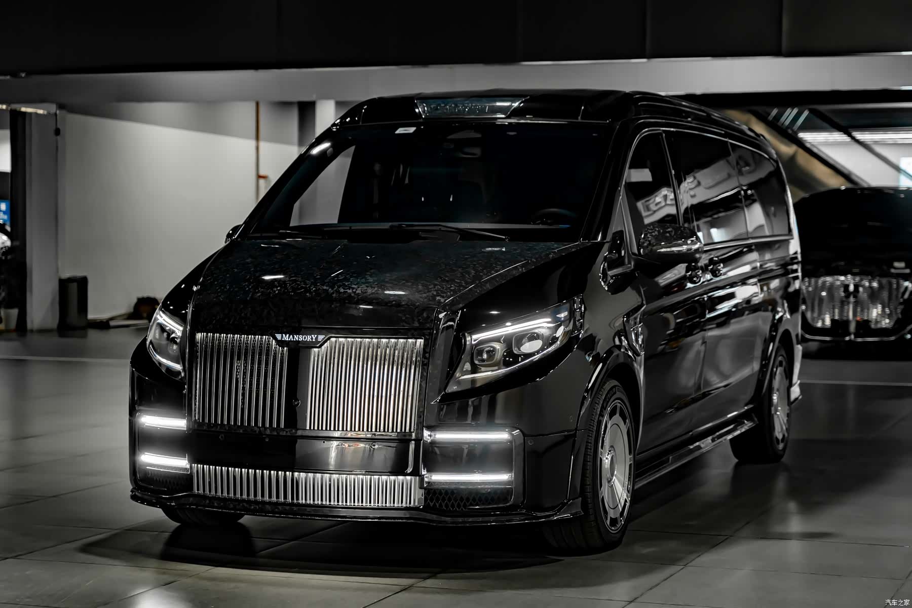 Mansory MV680