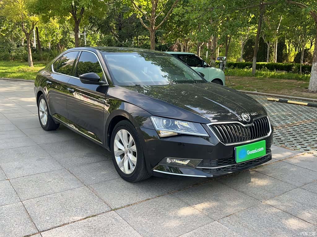 Skoda Superb, 2018 7