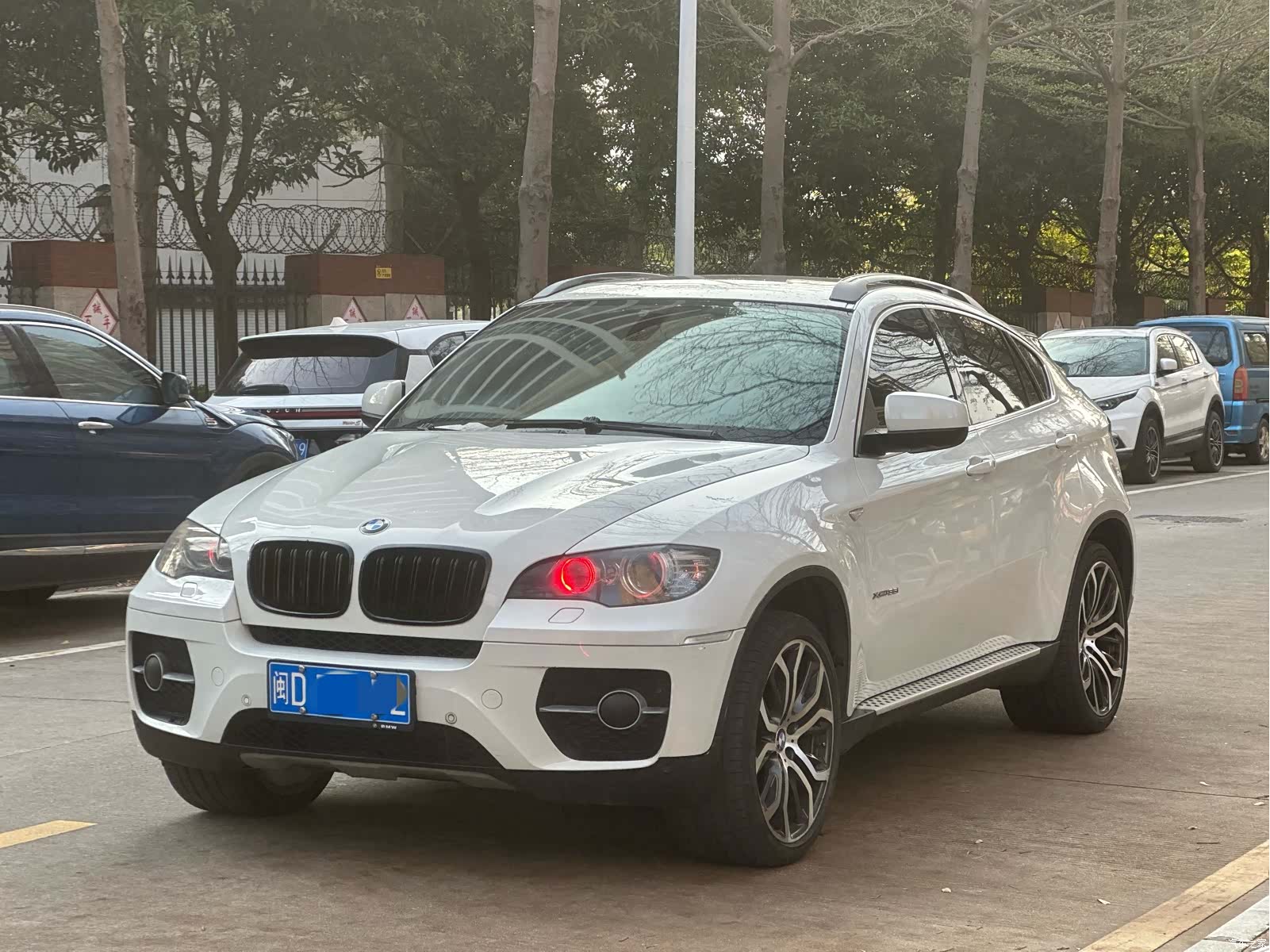 BMW X6, 2011 1
