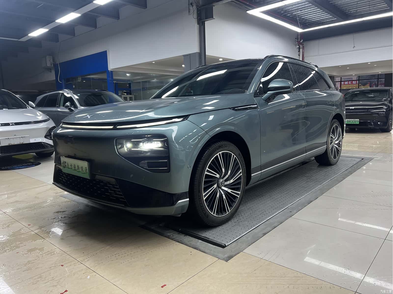 Xpeng G9, 2023 1