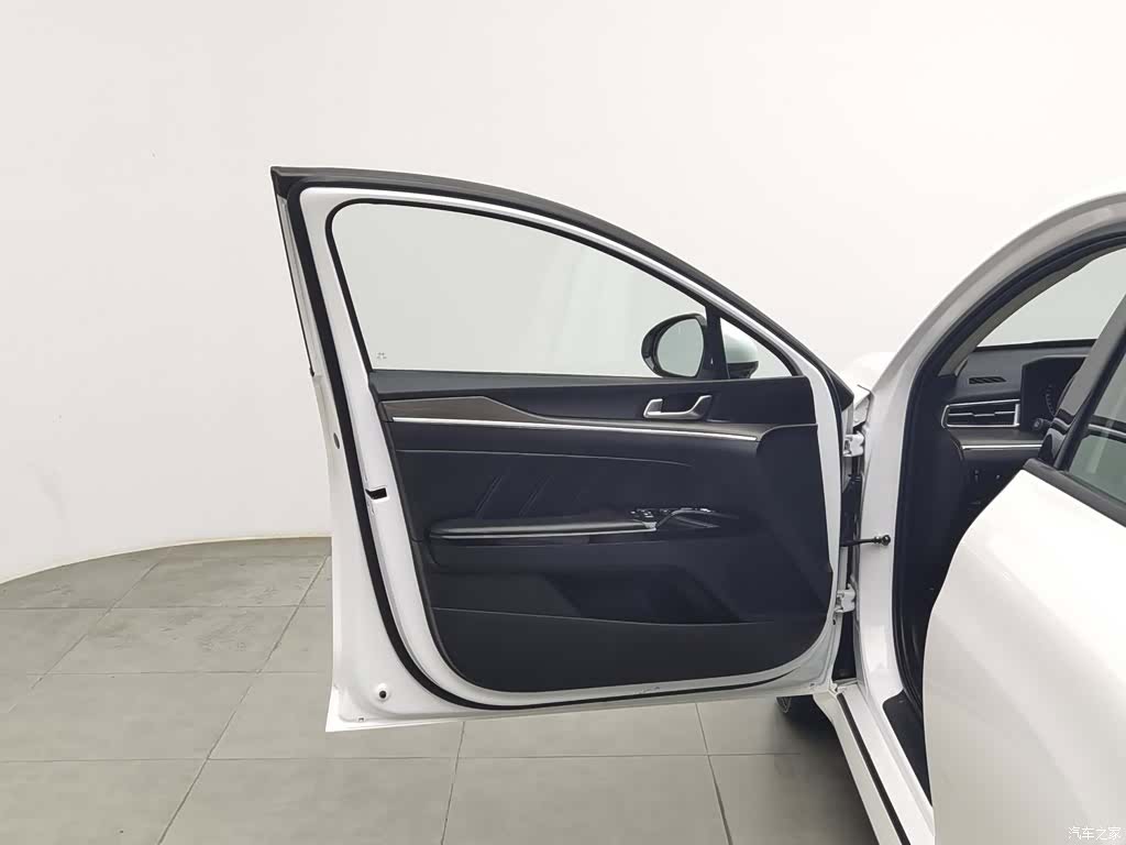 Kia K5, 2021 8