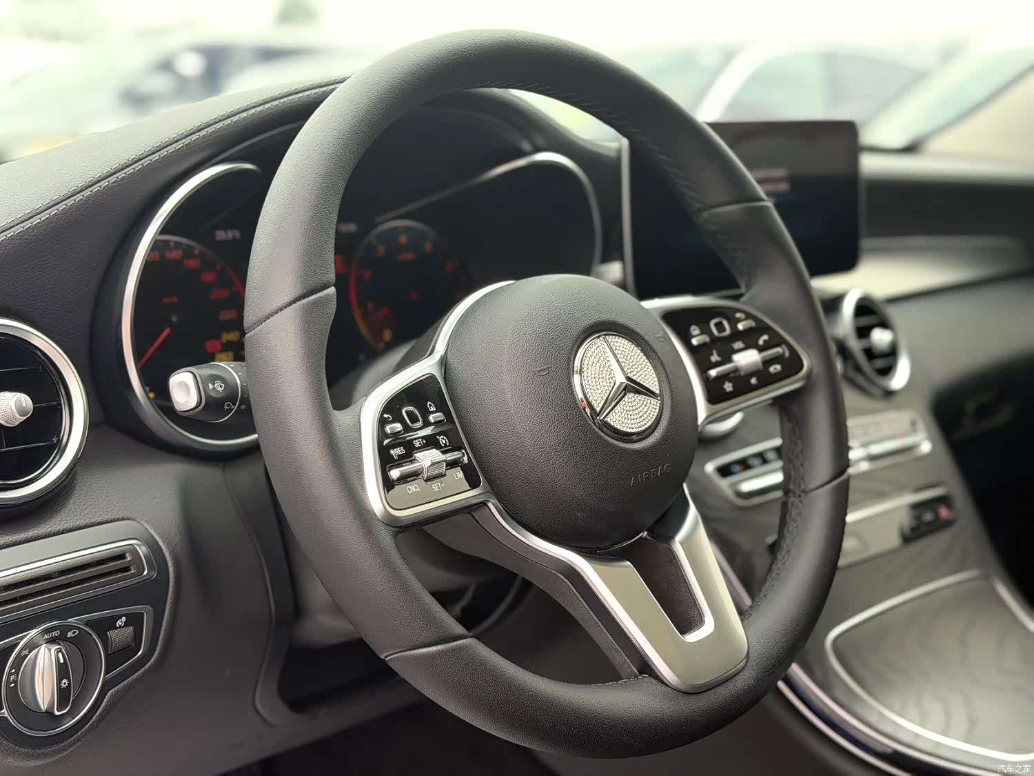 Mercedes-Benz C-Class, 2019 7