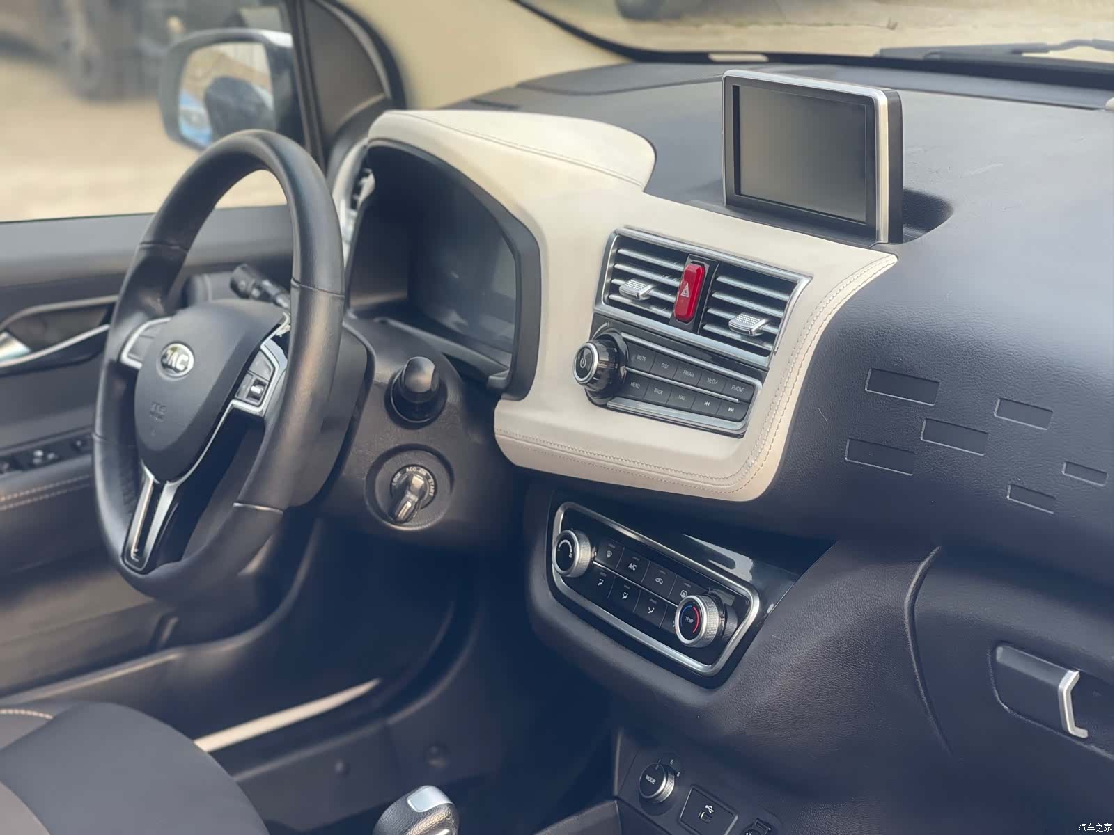 JAC iEV6E, 2017 12