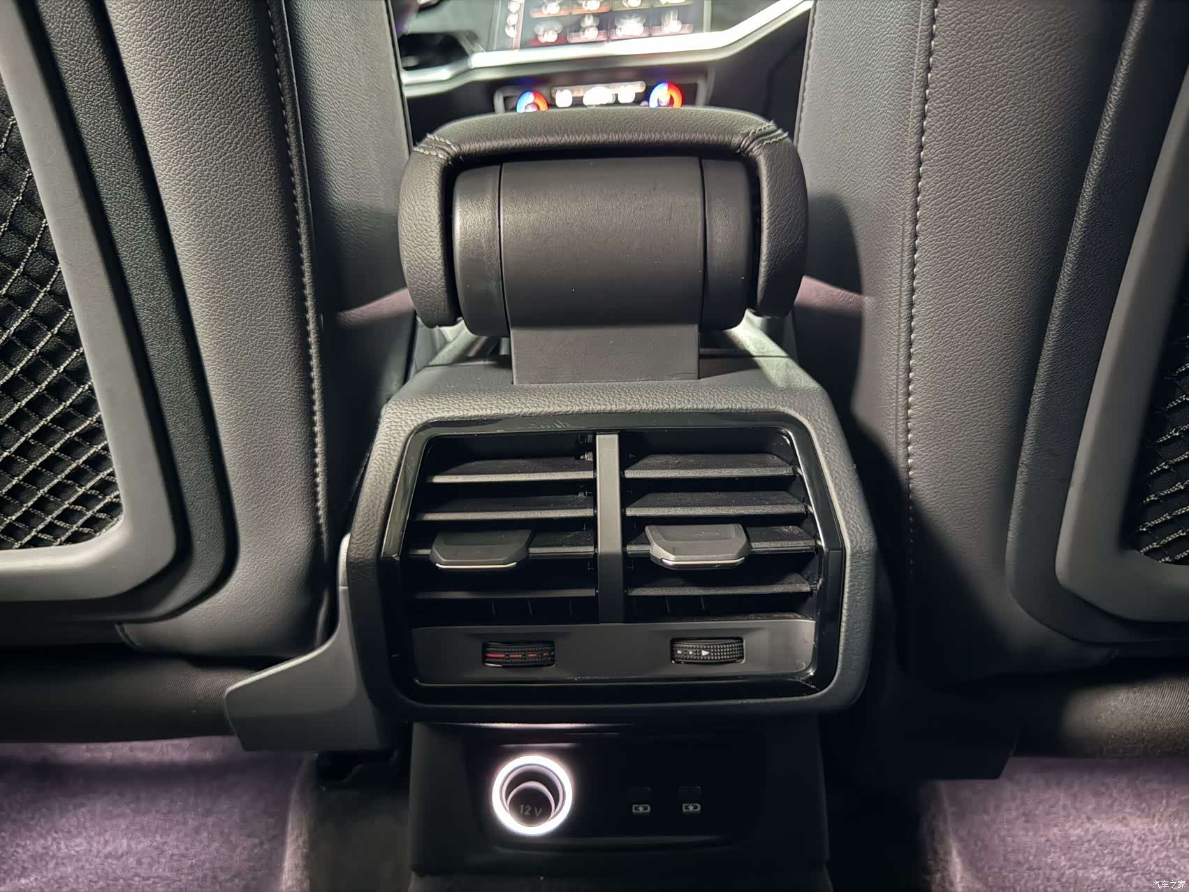 Audi Q3, 2022 15