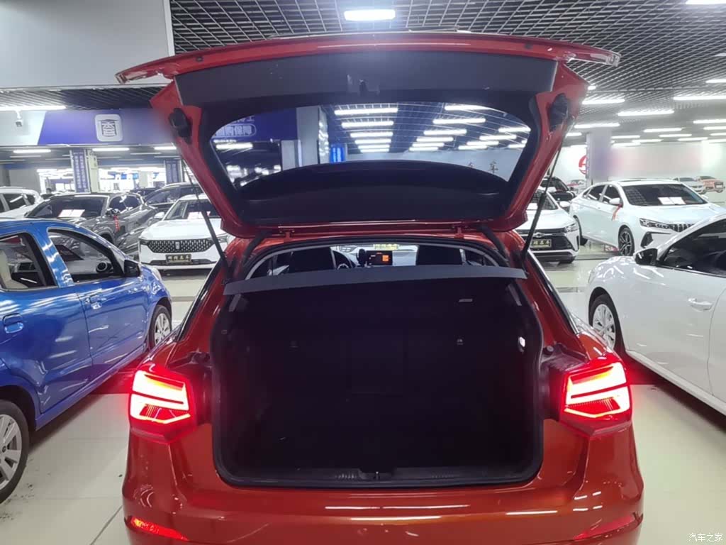 Audi Q2L, 2018 19