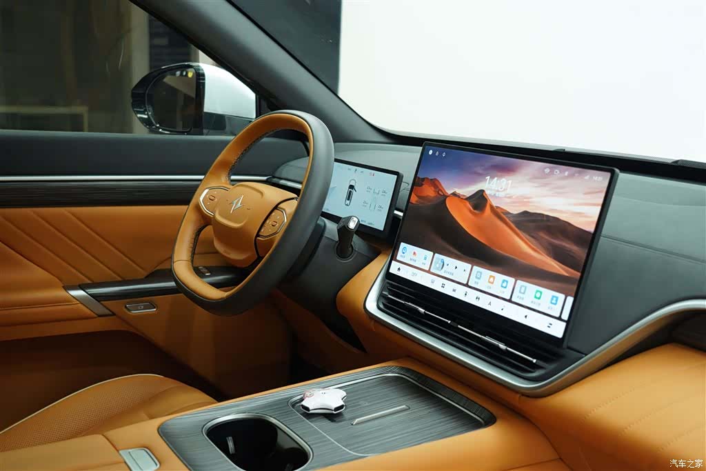 DongFeng eπ008, 2024 22