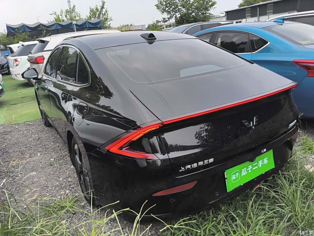 Wuling Starlight, 2025 все фото