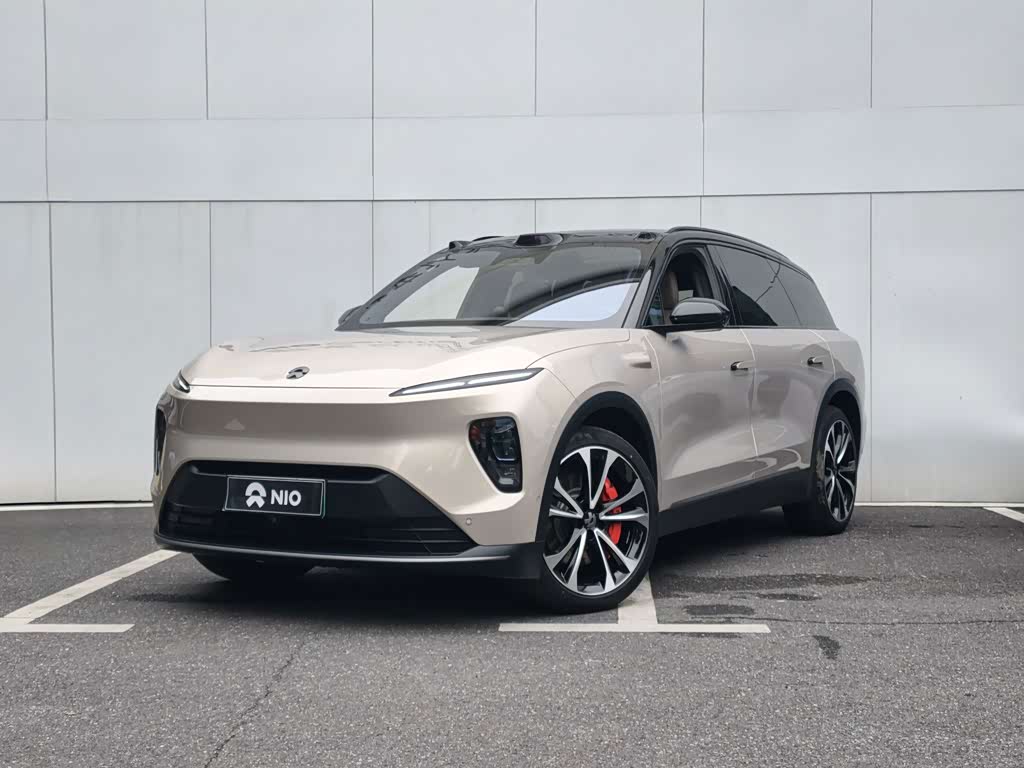 NIO ES8