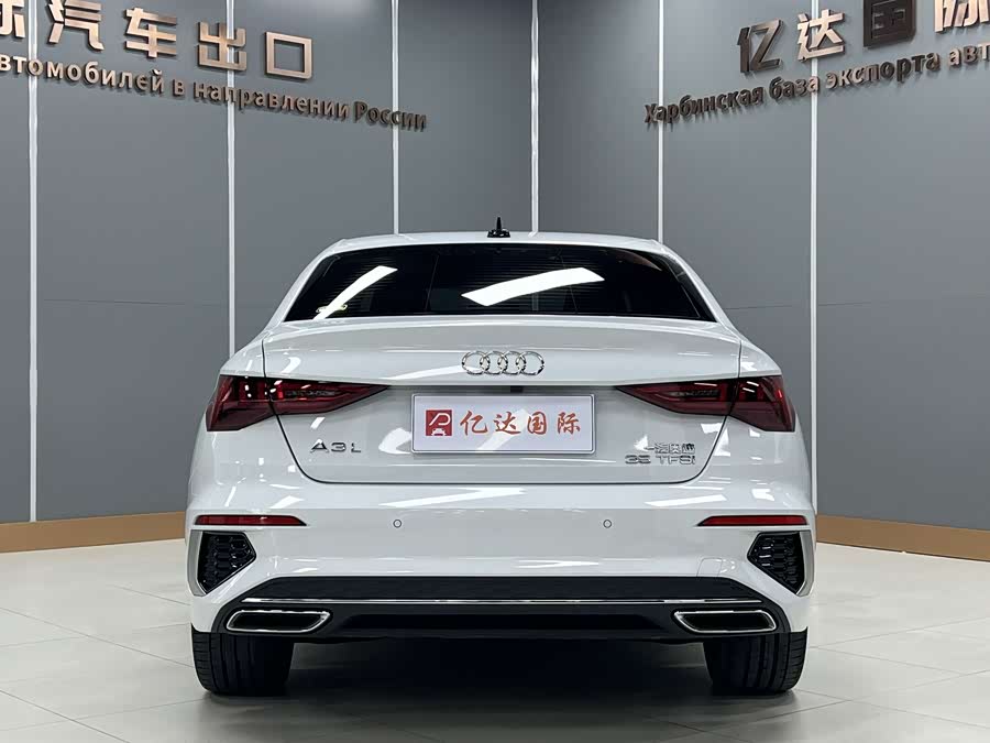 Audi A3 2022, фото 5