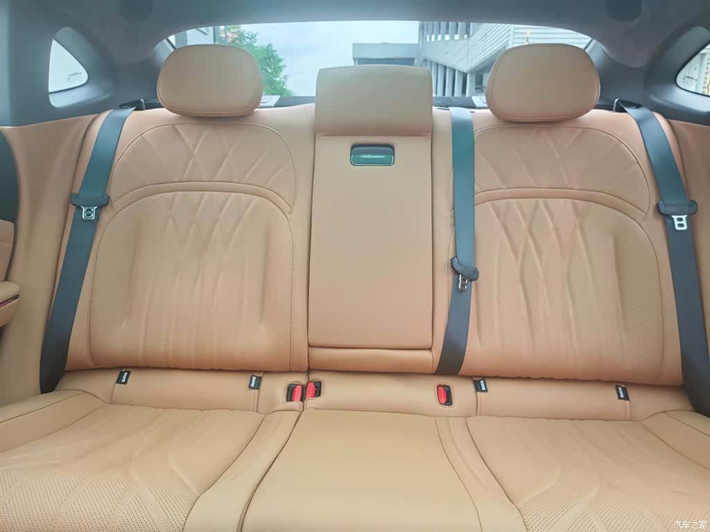 Geely 8, 2025 19