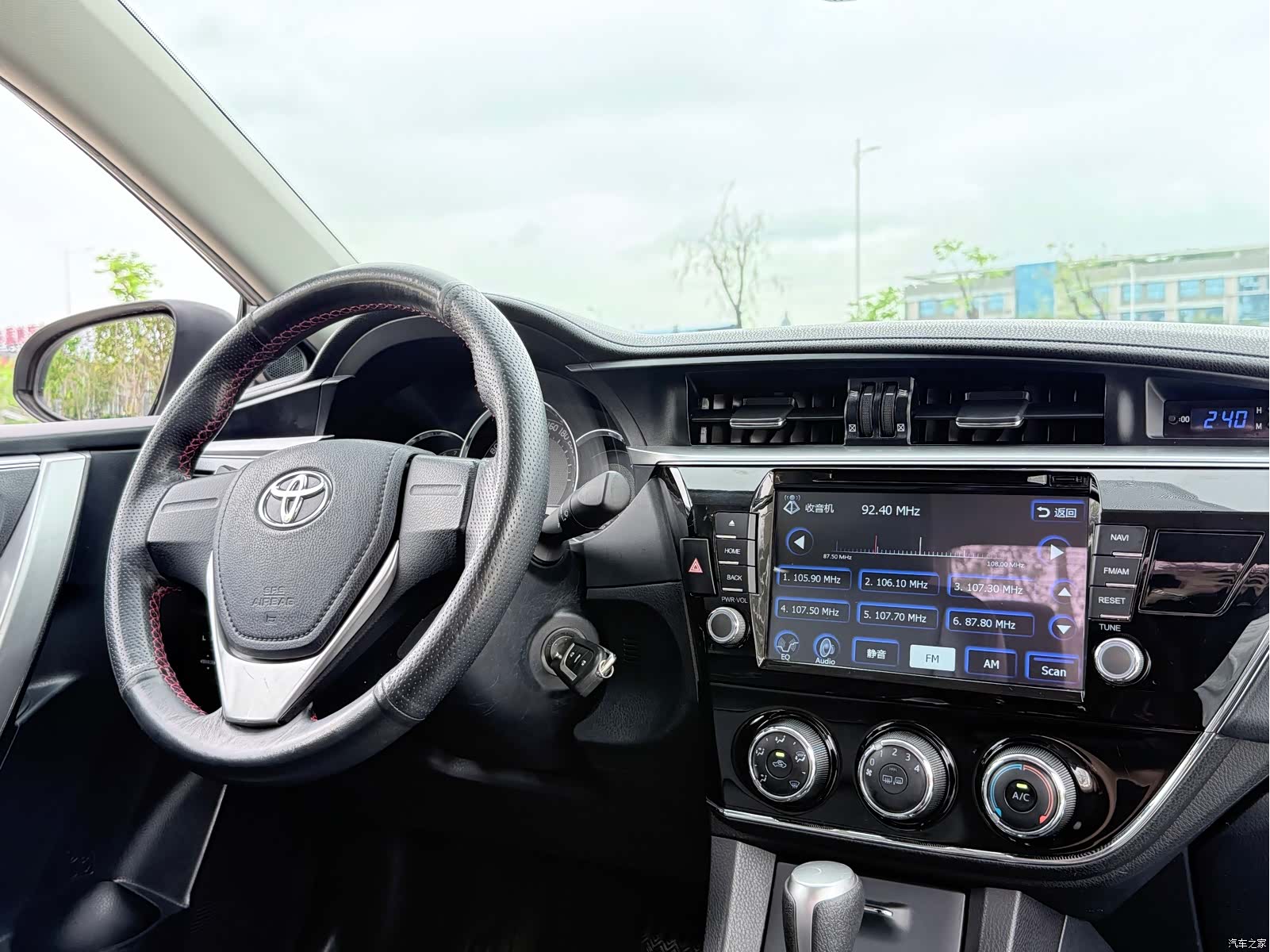 Toyota Corolla, 2016 12