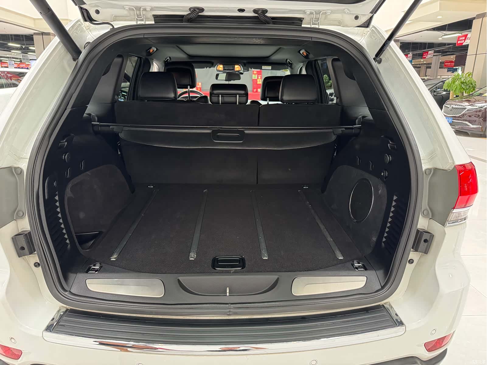 Jeep Grand Cherokee, 2016 8