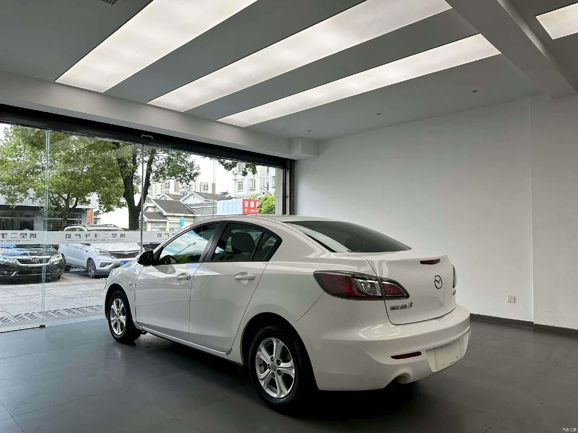 Mazda 3, 2012 7