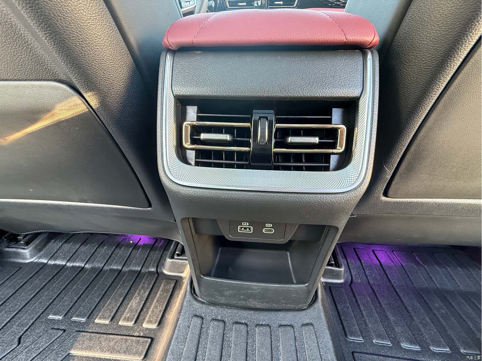 Hongqi H5, 2022 18
