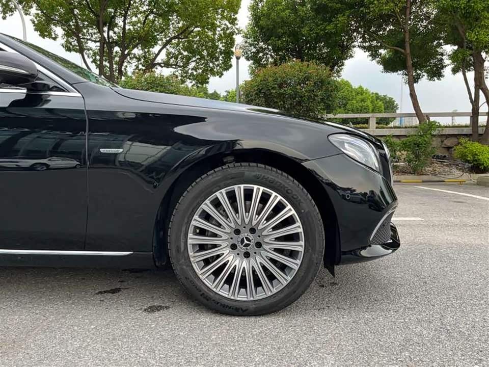 Mercedes-Benz E-class Mercedes-Benz E-class