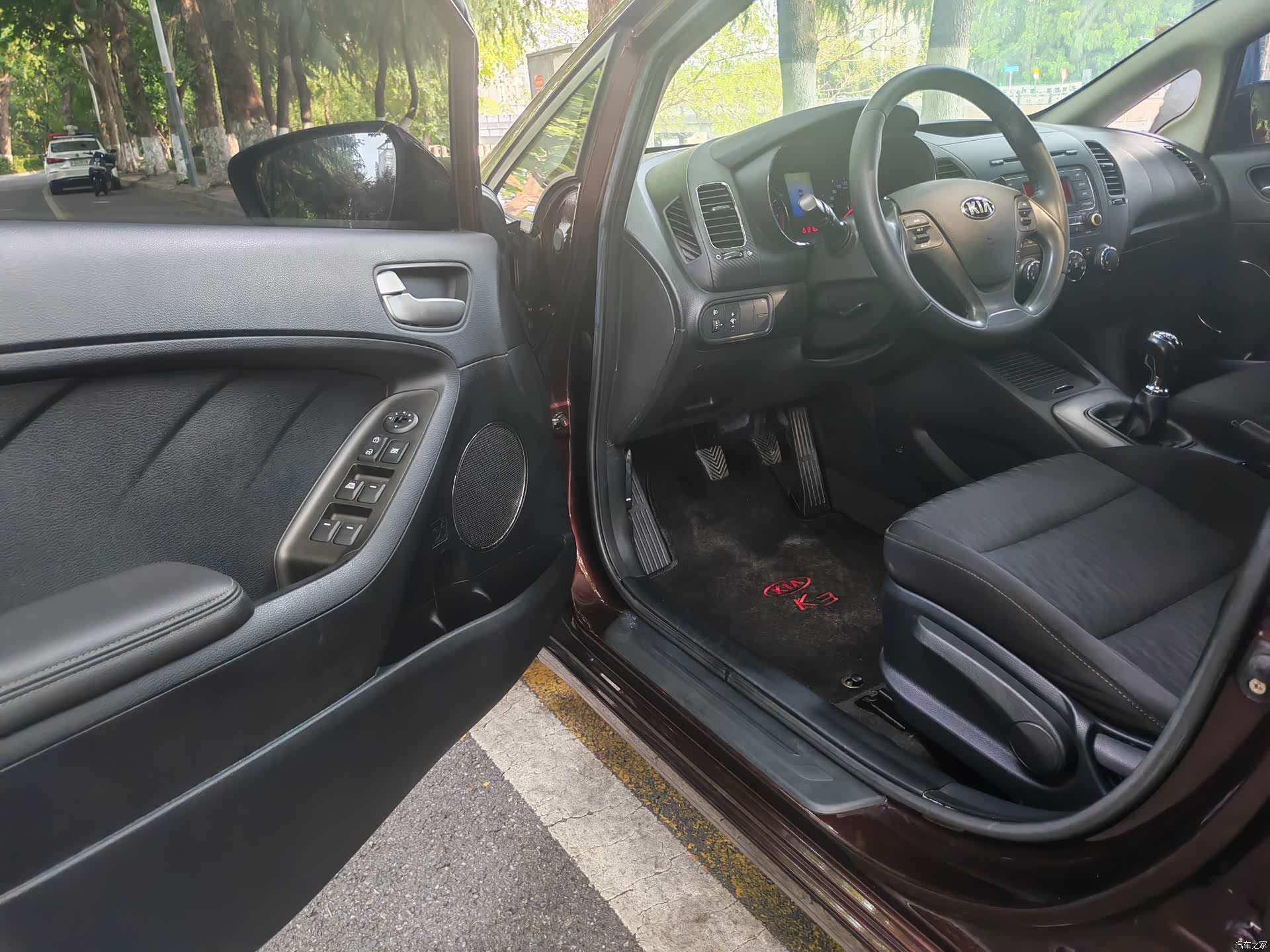 Kia K3, 2013 13