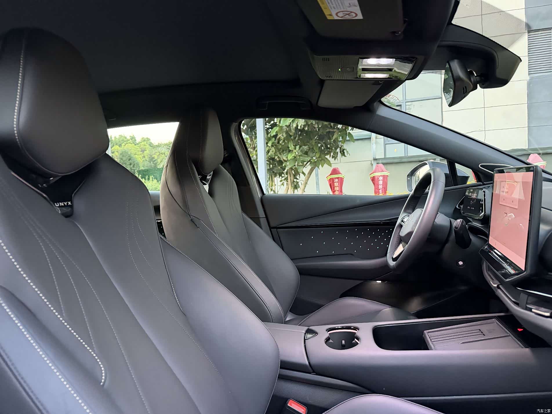 Volkswagen 06, 2025 22
