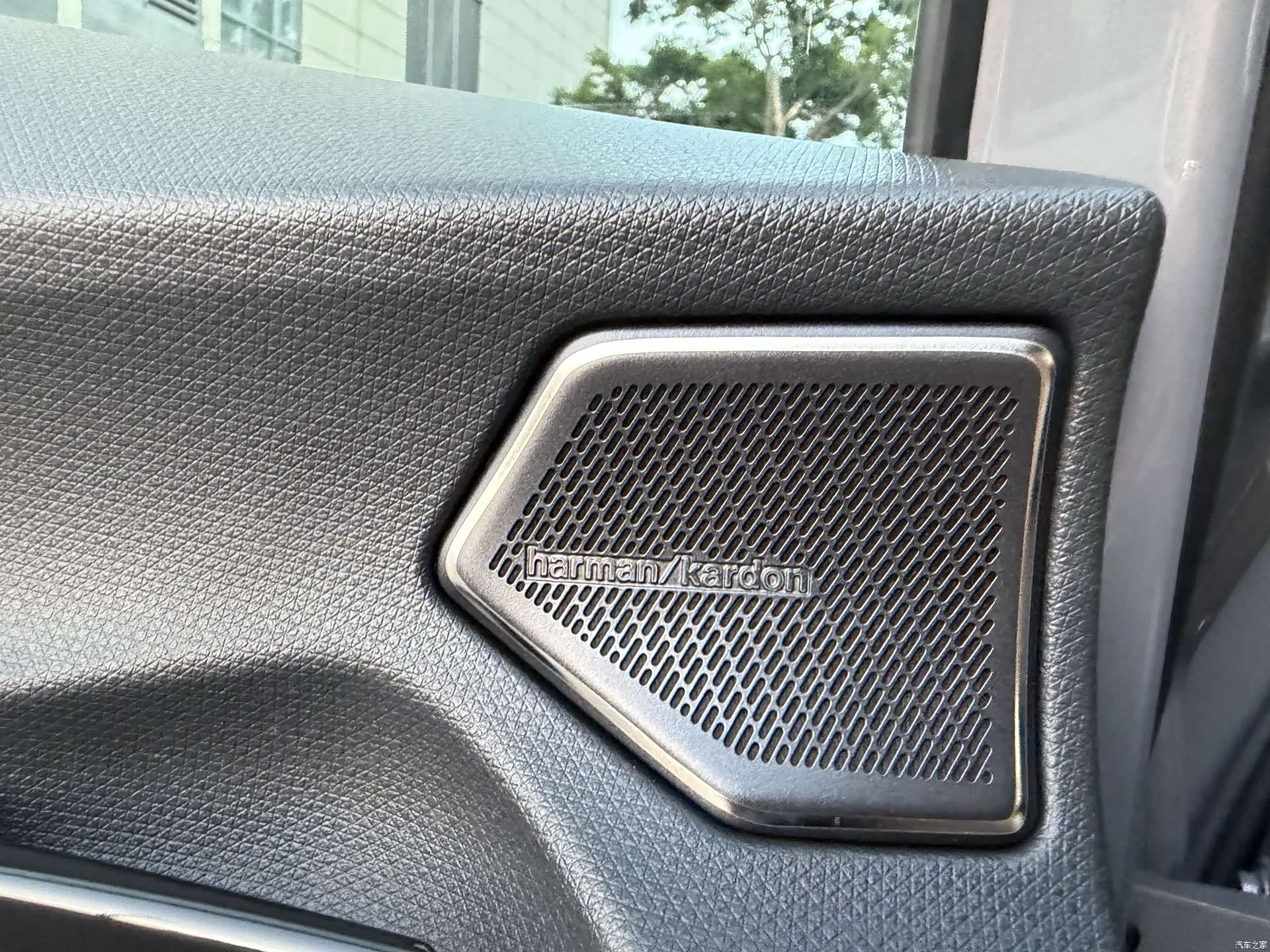 Volkswagen 06, 2025 15