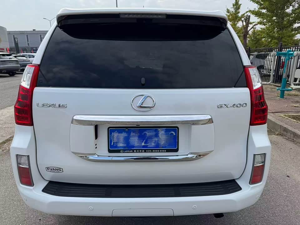 Lexus GX